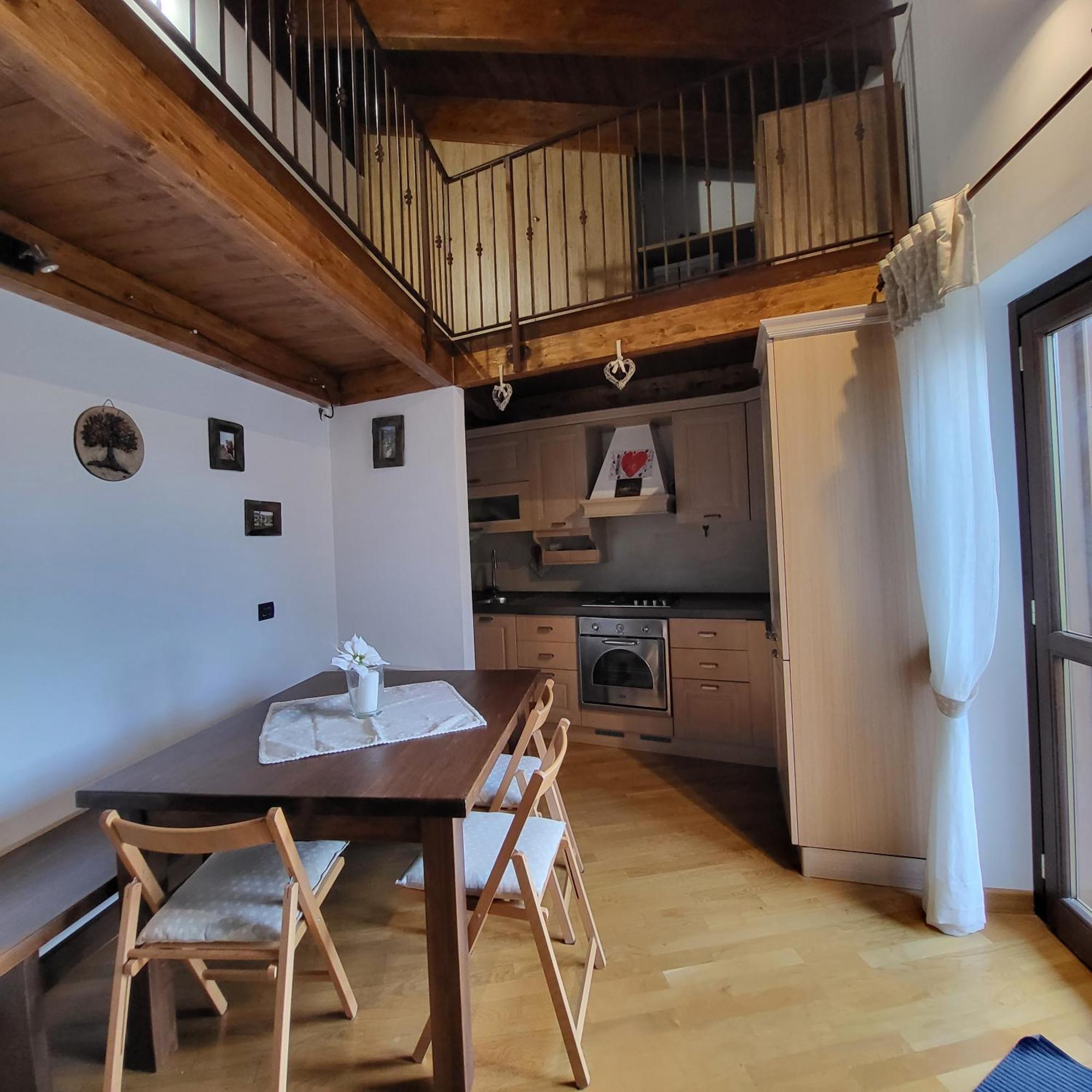Apartament Attico E Super Attico Panoramico Rocca di Cambio Zewnętrze zdjęcie